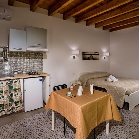 Apartamento Il Cortile Castellammare del Golfo Exterior foto