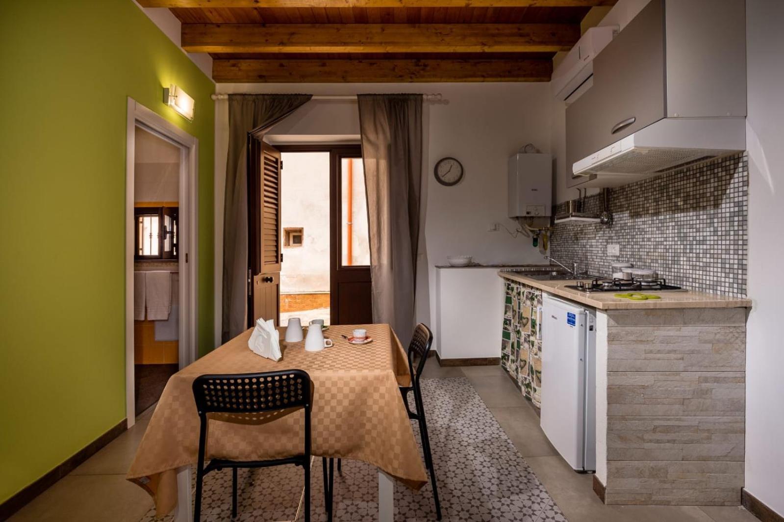 Apartamento Il Cortile Castellammare del Golfo Exterior foto